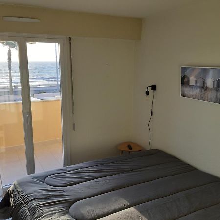 Appartement Cavalaire Face A La Mer Kültér fotó
