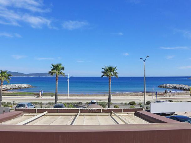 Appartement Cavalaire Face A La Mer Kültér fotó